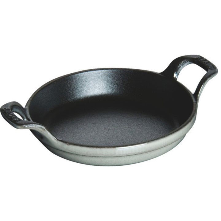 Staub Mini-Auflaufform, rund (12 cm, 0,25 L mit mattschwarzer Emaillierung im Inneren der Auflauffor