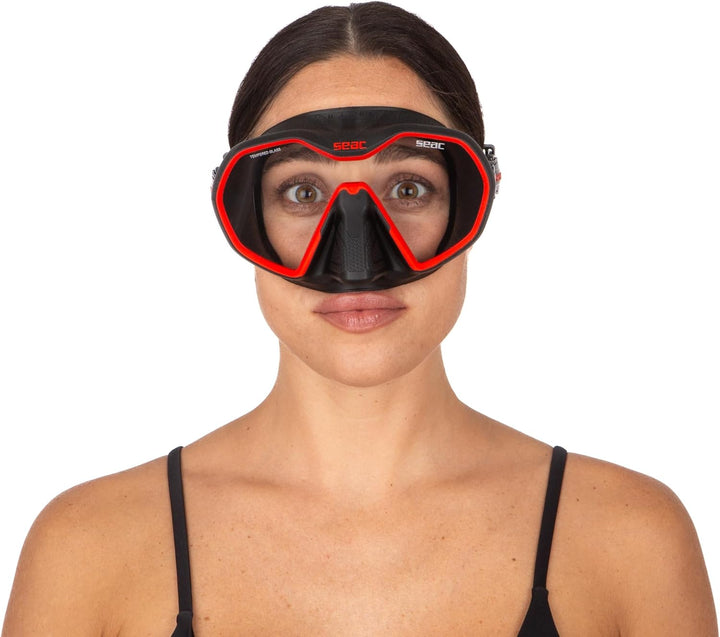 Seac Icona, rahmenlose Einglas-Tauchmaske, 100% Made in Italy schwarz/rot, schwarz/rot
