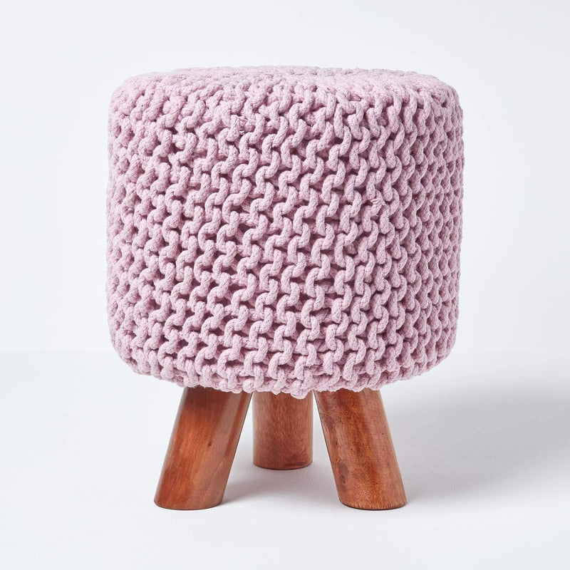 Homescapes Kleiner runder Strick Sitzhocker mit Holzbeinen, rosa Fusshocker 32 x 32 x 42 cm, Strickh