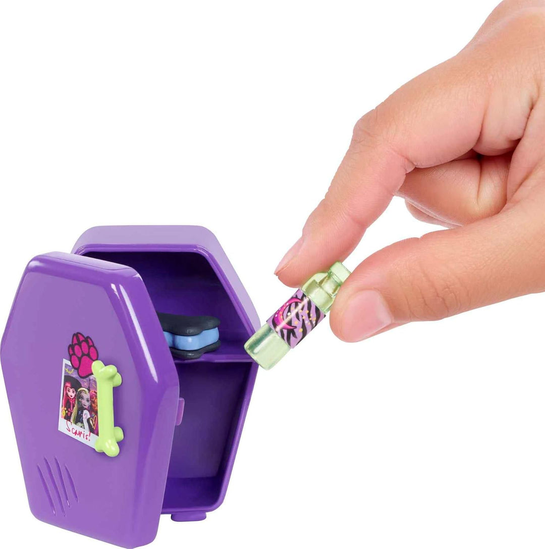 Monster HIGH Clawdeen Wolf - Schlafzimmer-Spielset mit Zubehör und Aufkleberbogen, Möbeln und Deko,