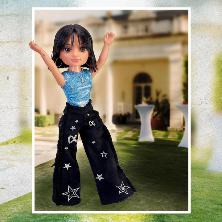 Nancy - Aitana, Puppe wie die Sängerin, Kurze braune Haare und Pony, Alpha-Ära der Babys, mit authen