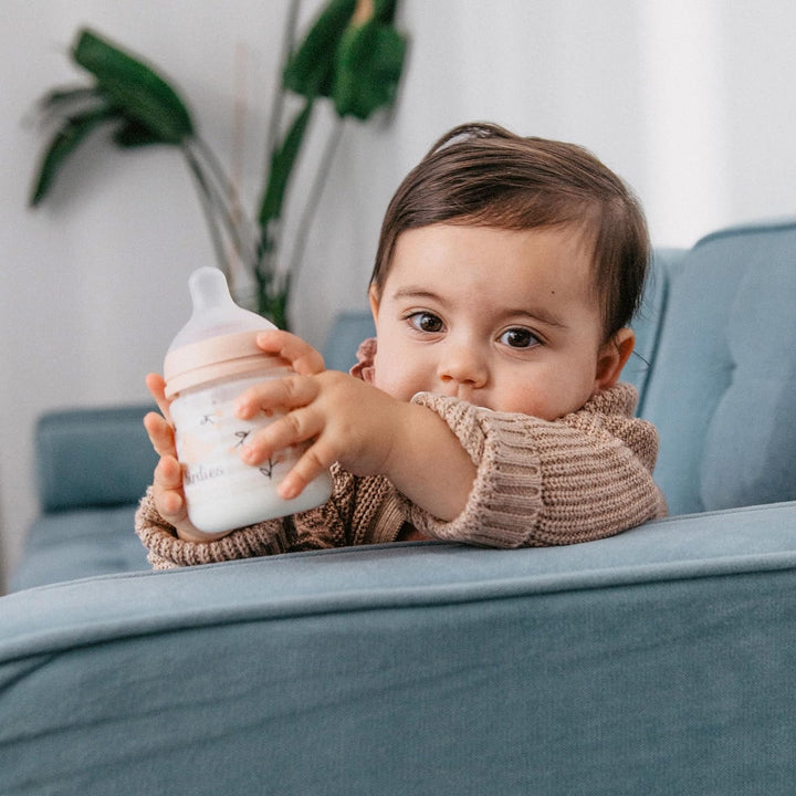 Suavinex, Babyflaschen-Set für Neugeborene, Geschenkset mit: 2 Flaschen 270 ml + 2 Flaschen 150 ml +