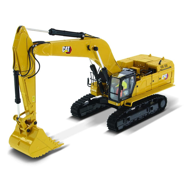 Diecast Masters Caterpillar Bagger mit extra Werkzeuge Cat 395 GP, Massstab 1:50, ca. 8,9 x 11,4 x 2