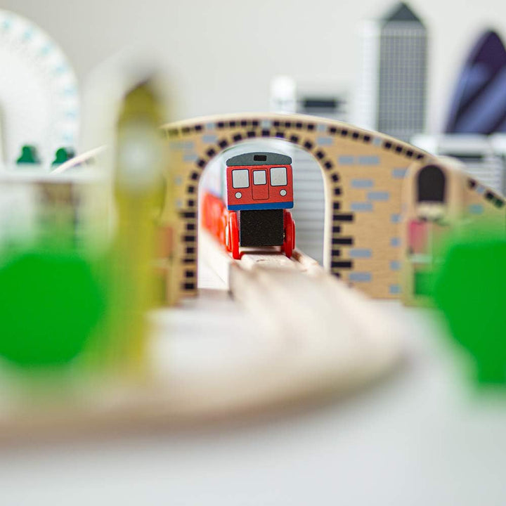 Tidlo Wooden City of London Figure of Eight Train Set