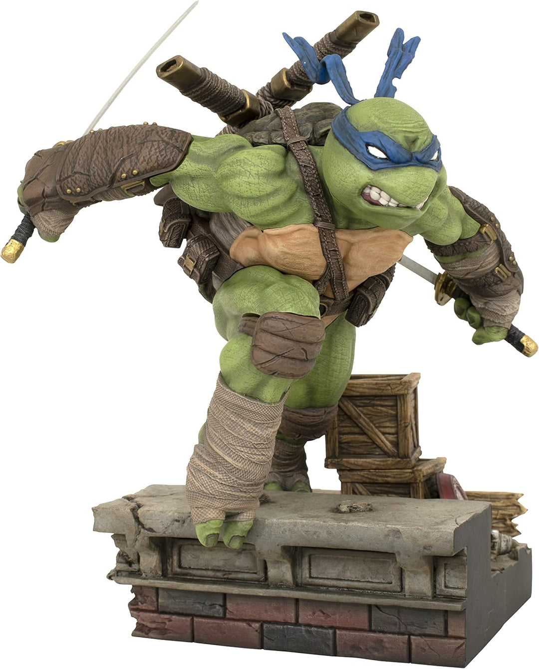 Diamond Select - Teenage Mutant Ninja Turtles - Gallery Leonardo PVC Statue