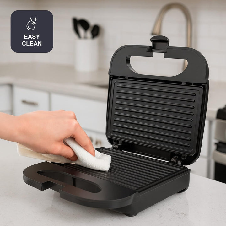 BLACK+DECKER BXSA752 - Sandwichmaker, 750W, Grillplatten 21,5x12,5cm, antihaftbeschichtet, Anzeige f