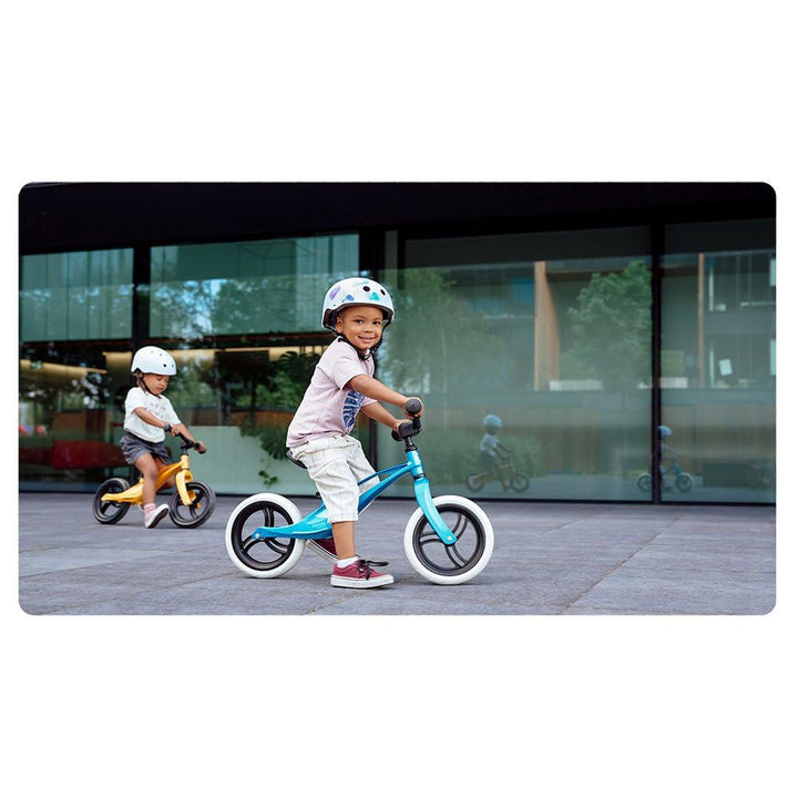 LIONELO Bart Laufrad ab 2 Jahre bis zu 30 kg, Magnesiumrahmen, 12 Zoll Räder, Lenkrad und Sattel höh