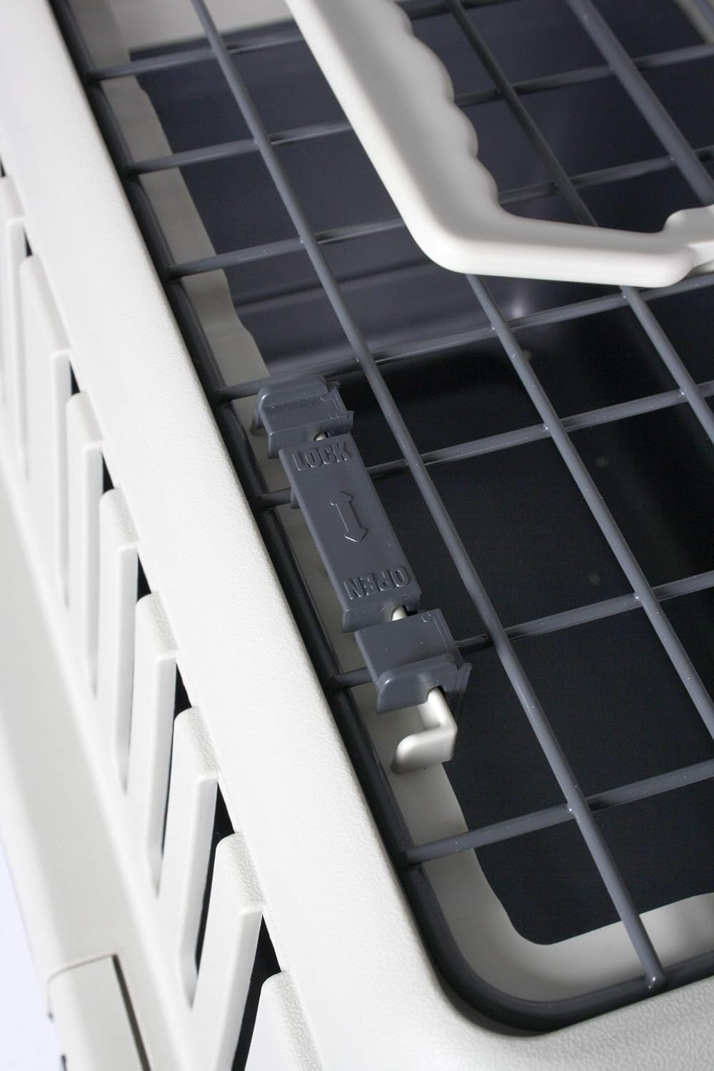 Karlie Flugzeugbox Nomad L: 51 cm B: 33.5 cm H: 33 cm XS < 5,00 kg Toploader L 34 x B 33 x H 51 cm,