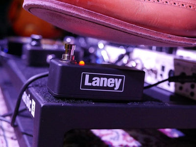 Laney FS1-MINI foot switch - Single Switch Mini Pedal - LED Status Light - With Removable Lead, Sing