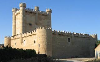 Castillo de Fuensaldana - Spanien - Aedes Ars 1003