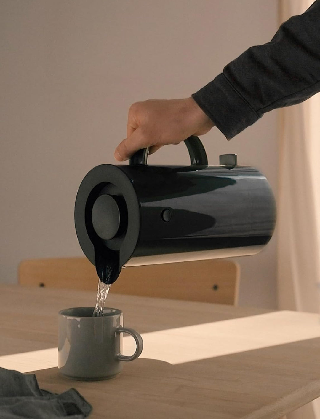 Stelton Wasserkocher EM77 - Elektrischer Kocher, Wasserkessel im skandinavischen Design- Schnell koc