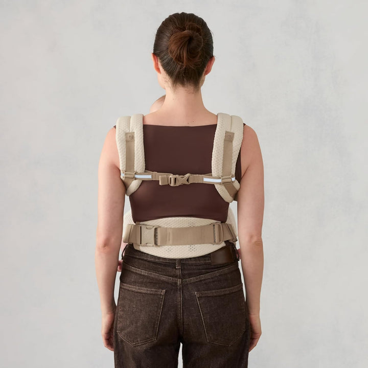 Ergobaby Adapt Babytrage für Neugeborene ab Geburt, 3-Positionen SoftFlex Mesh Ergonomische Babybauc