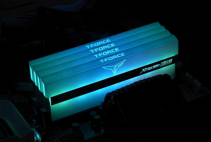Team Group T-Force Xtreem ARGB, DDR4-3200, CL14-16 GB Dual Kit, weiss 16GB (8GBx2) - 3200MHz C14 XL,