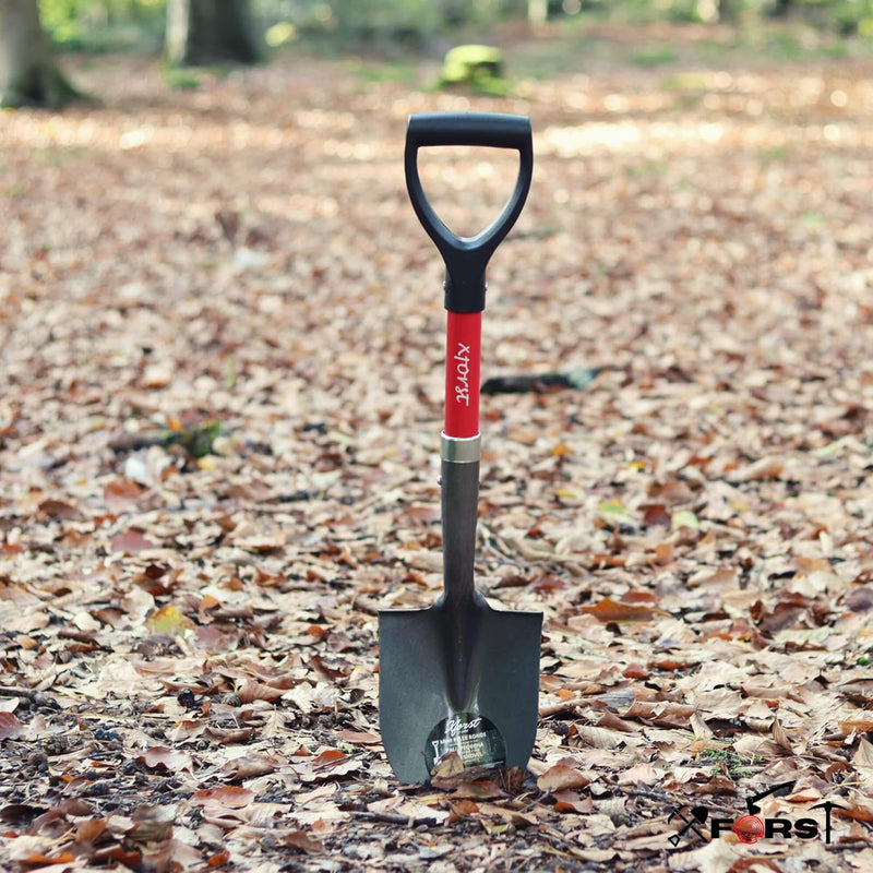 Xforst Spitzhacke + Schaufel als Gartenset für Gartenarbeit, Camping, Wandern, Schneeset und Strand.