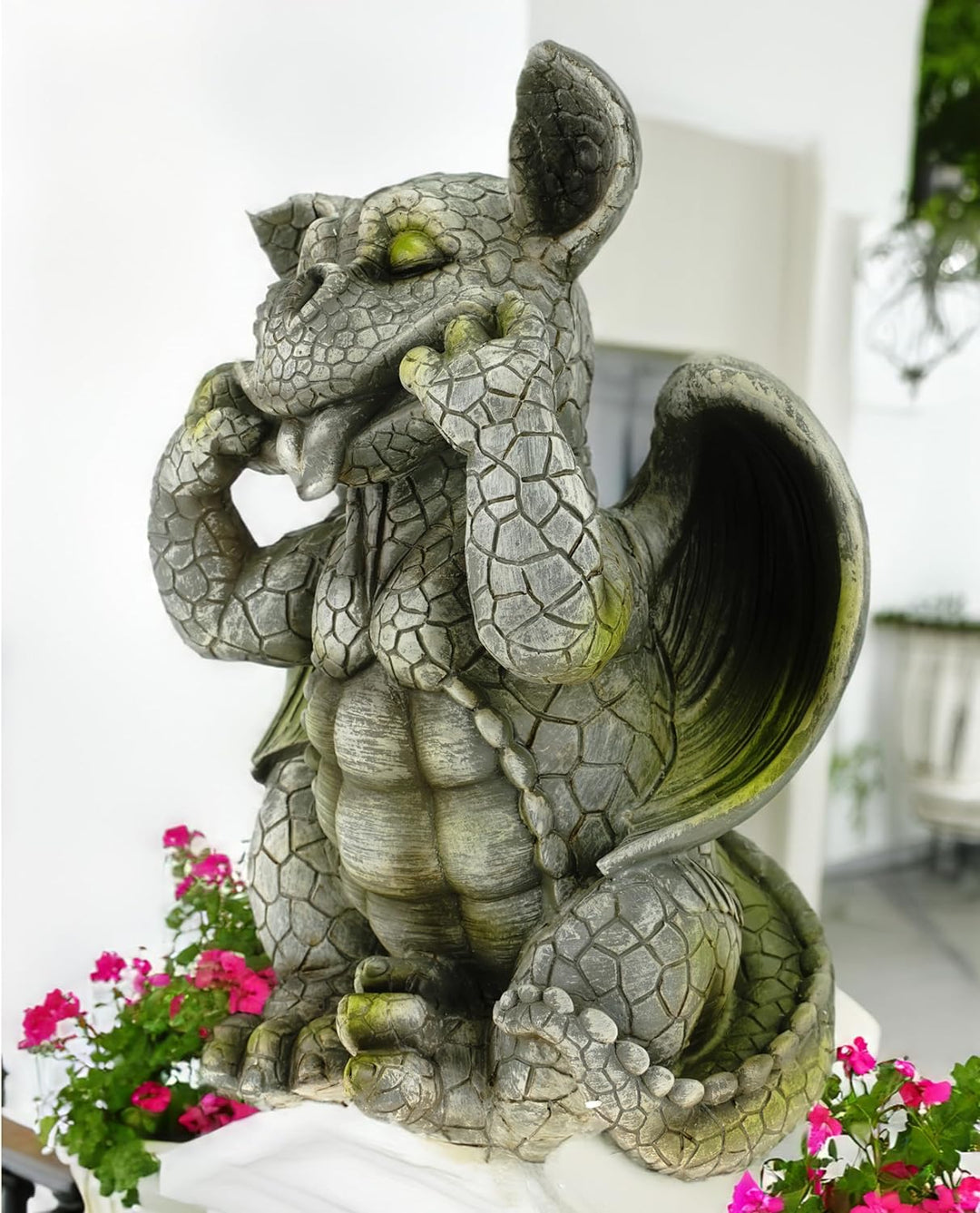 Kremers Schatzkiste Drachenkind streckt Zunge Raus Drache Gargoyle Figur