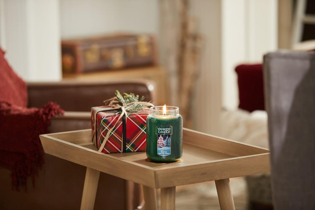 Yankee Candle Magical Frosted Forest Duftkerze, synthetisch, Paraffin_Wachs, Glas, Weiss, L, 22 Magi