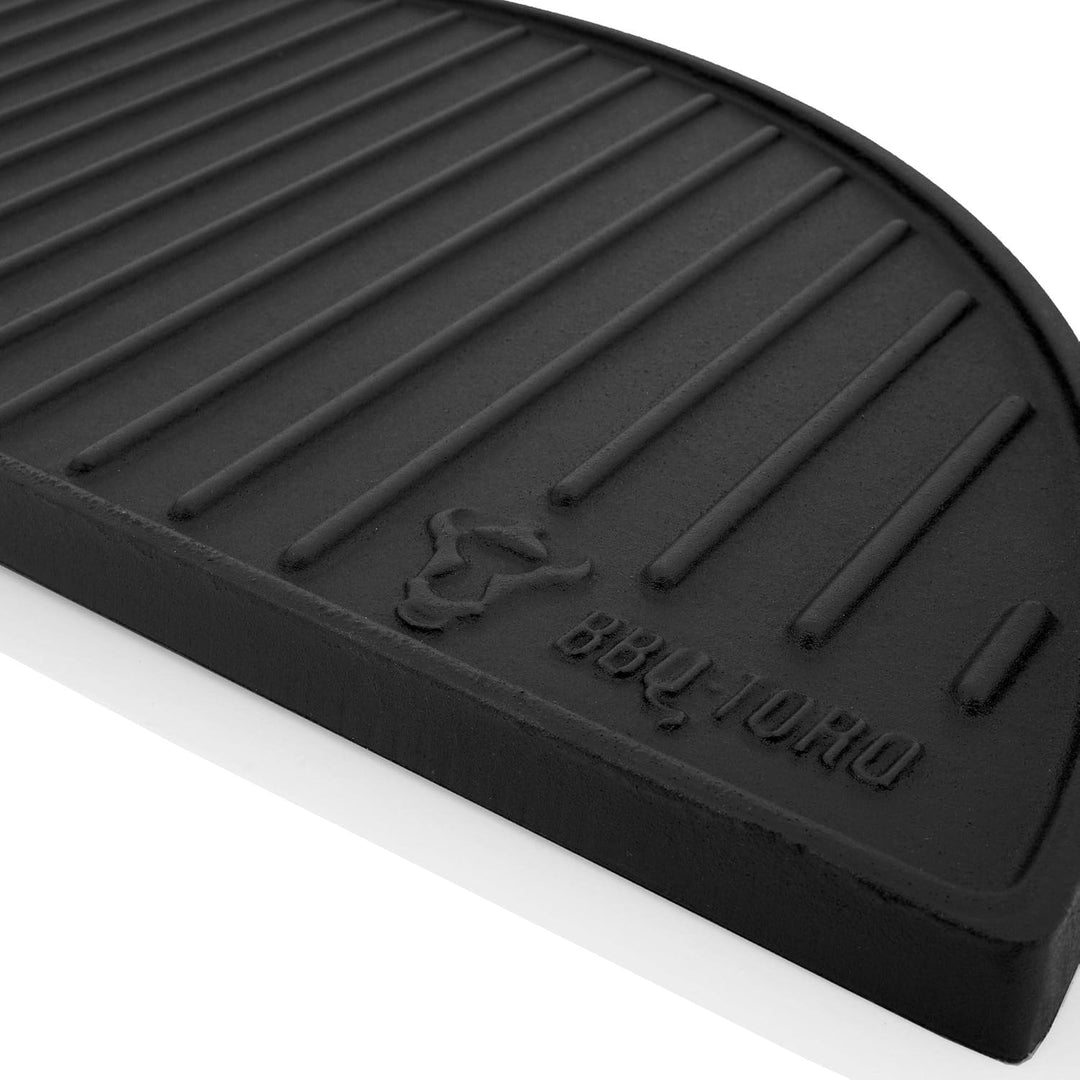 BBQ-Toro Gusseisen Grillplatte für Kamado Keramikgrill (Ø 52 cm) | Wendeplatte, emailliert | halbrun