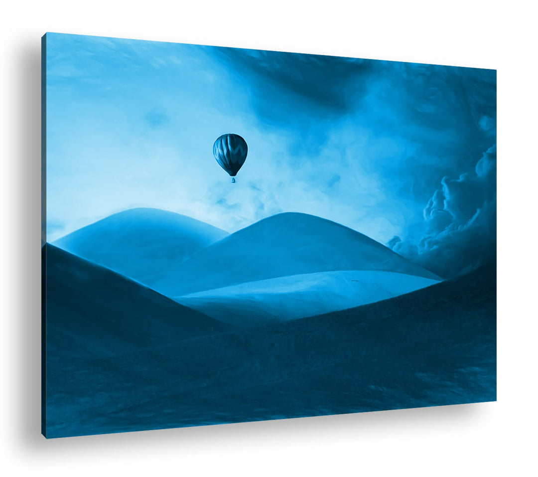 deyoli gezeichneter Heizluftballon über Wüstenlandschaft Format 100x70 Effekt: Monocrome Blau als Le