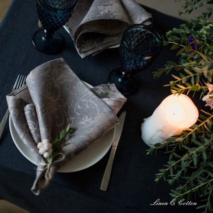 Linen &amp; Cotton 4 x Jacquard Stoffservietten Servietten Stoff Leinenservietten Roseus mit Damast Must