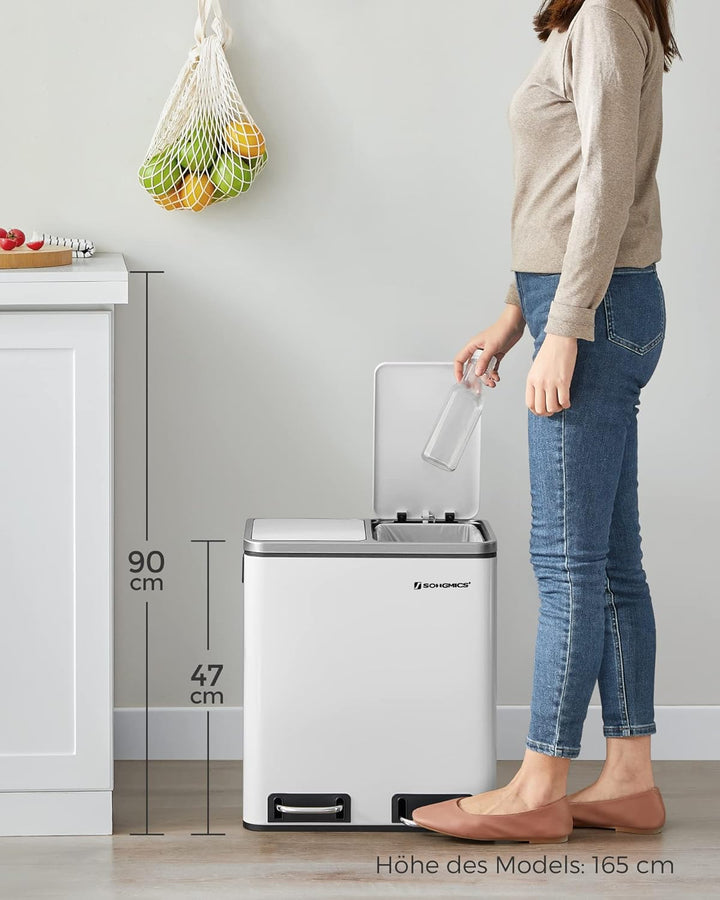SONGMICS Mülleimer Küche, 2 x 15 Liter, Mülltrennsystem 2 Fächer, Abfalleimer, Treteimer, für gelben