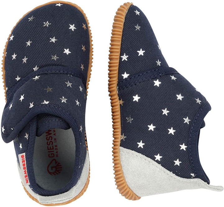 GIESSWEIN Kinderhausschuhe Salsach - Slim Fit Pantoffeln mit Funkelsternenmuster, Hausschuhe mit Kle