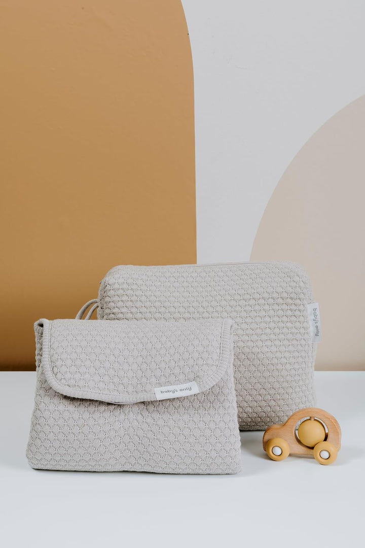 BO Baby's Only - Baby-Pflegetasche Sky - Wickeltasche - Kulturbeutel - Platz für Babypflegemittel -