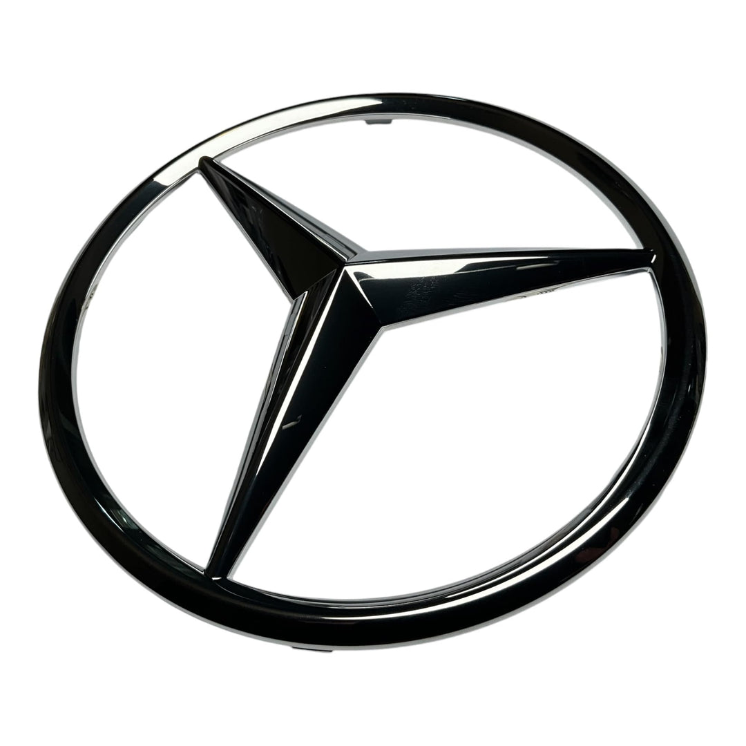 Mercedesstern an Kühlergrill