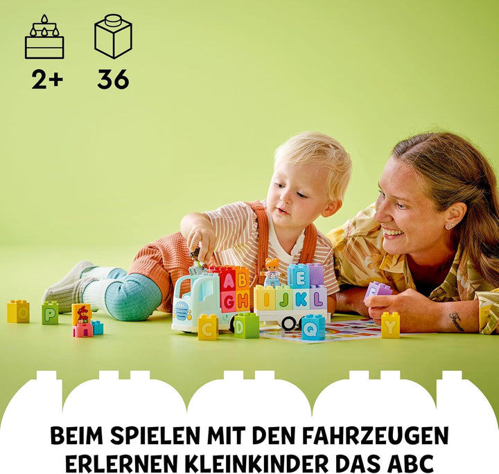 LEGO DUPLO Town ABC-Lastwagen, Lernspielzeug für Kleinkinder ab 2 Jahren, ABC-LKW-Spielzeug mit Anhä