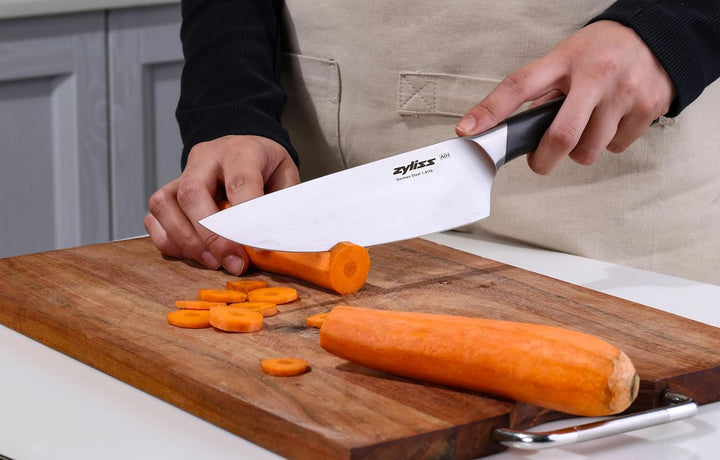 Zyliss Comfort Pro Kochmesser 19 cm, Profi Messer aus Deutscher Edelstahl, Eisgehärtete Extrem Schar