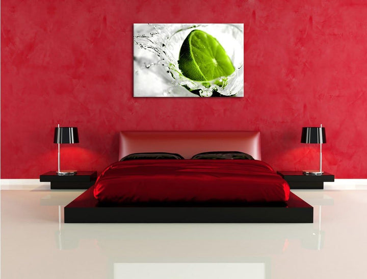 Limette fällt in Wasser Format: 100x70 auf Leinwand, XXL riesige Bilder fertig gerahmt mit Keilrahme