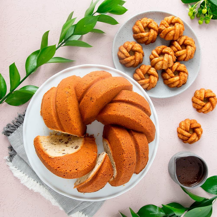Nordic Ware 95377 Bundtlette-Pfanne zum 75. Jahrestag, geflochten, Goldfarben