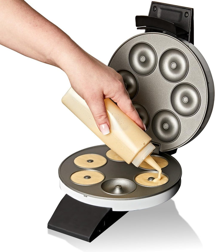 Cloer 6121 Donut Maker für 6 Mini-Donuts oder Bagels, Antihaftbeschichtung, rote Kontrollleuchte, pl