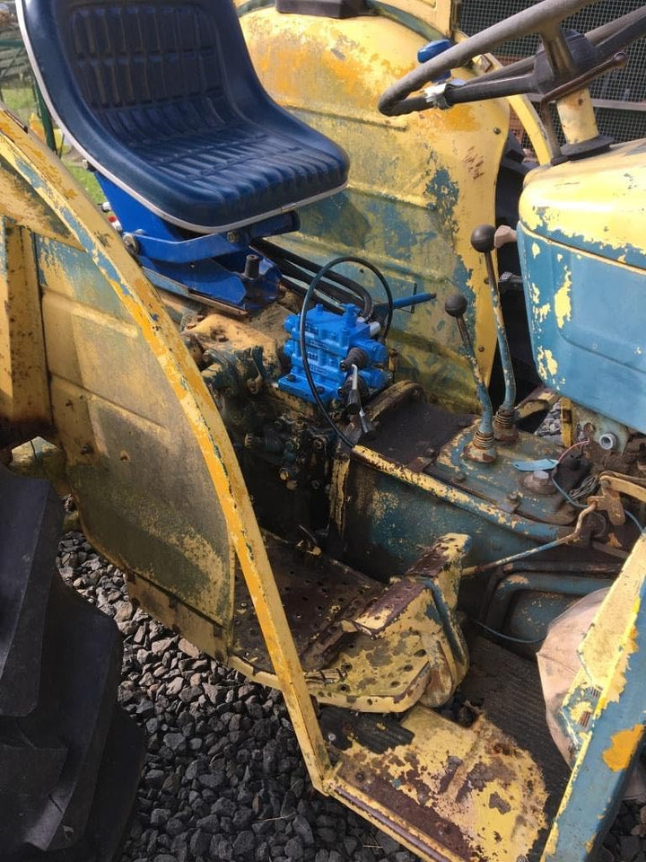Zusatzsteuergerät Steuergerät Für Ford Traktor 2000 3000 2600 3910 4600 Schlepper 2x DW
