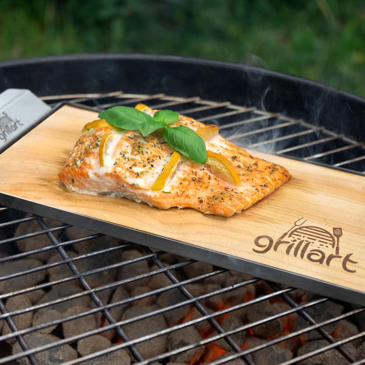 grillart® Premium Räucherbretter aus Zedernholz mit hochwertigem Edelstahlrahmen für eine einfache H