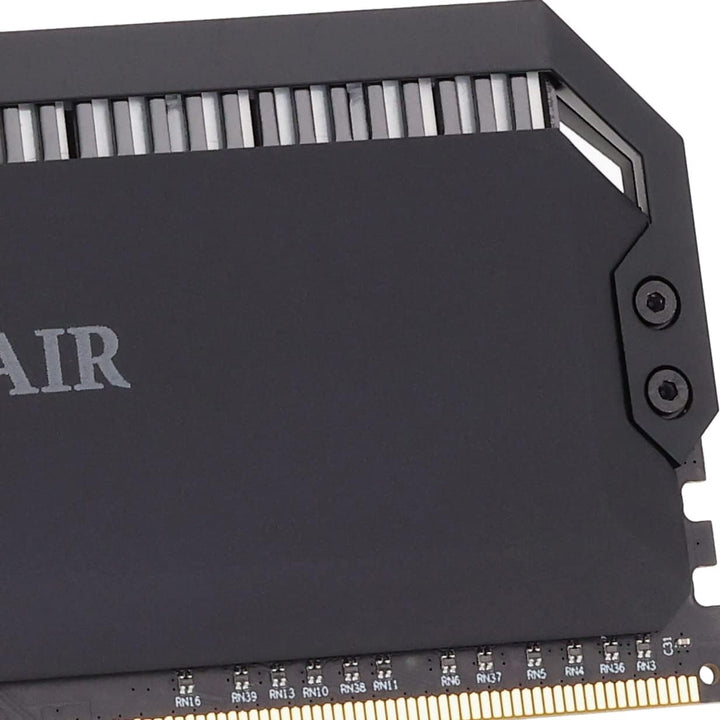 Corsair Dominator Platinum RGB 32GB (2x16GB) DDR4 3600 (PC4-28800) C18 1.35V AMD Optimierter Arbeits