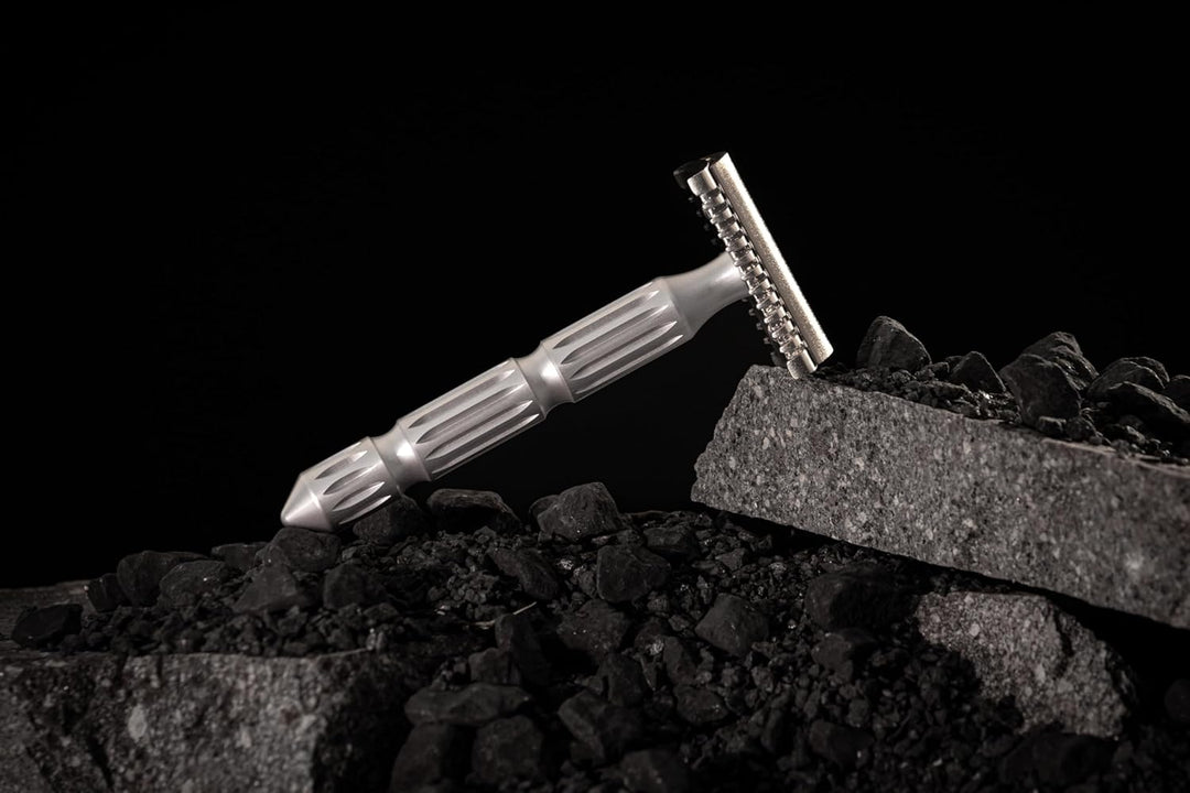 The Goodfellas' smile GOODFELLAS' SMILE Safety razor open comb GLADIO 150 ml