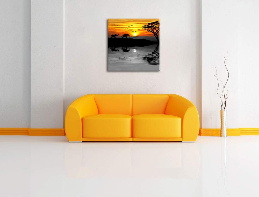 Pixxprint Afrikanische Steppe mit Elefanten schwarz/weiss, Format: 70x70 auf Leinwand, 70x70