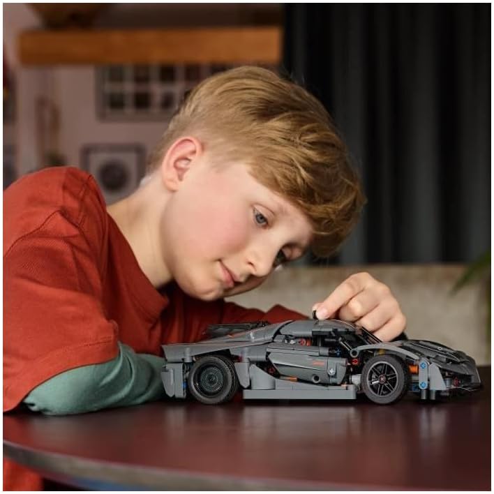LEGO Technic Koenigsegg Jesko Absolut Supersportwagen in Grau, Bauspielzeug für Jungen und Mädchen,