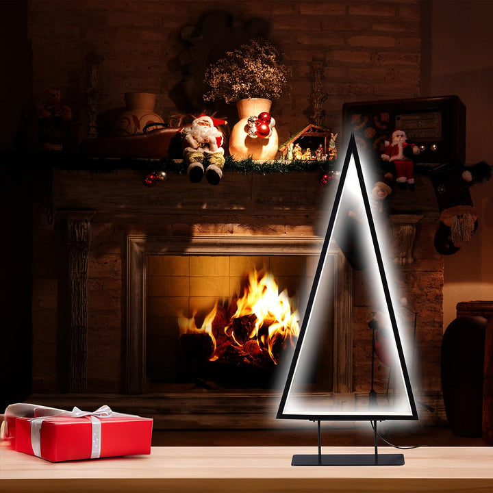 Carlo Milano LED Tannenbaum: Design-Metall-Weihnachtsbaum, 141 LEDs, 70 cm Höhe, 2 m USB-Stromkabel