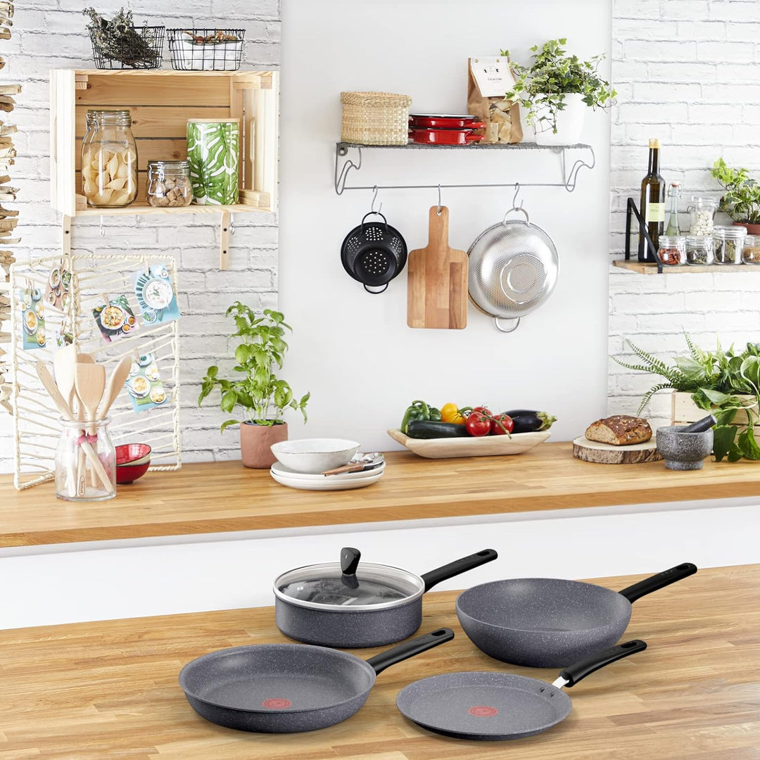 Tefal Natural On Kochtopf-Set, 9 P, 16/20 cm + Deckel, Pfannen 24/26/30 cm, Antihaftbeschichtung, Th