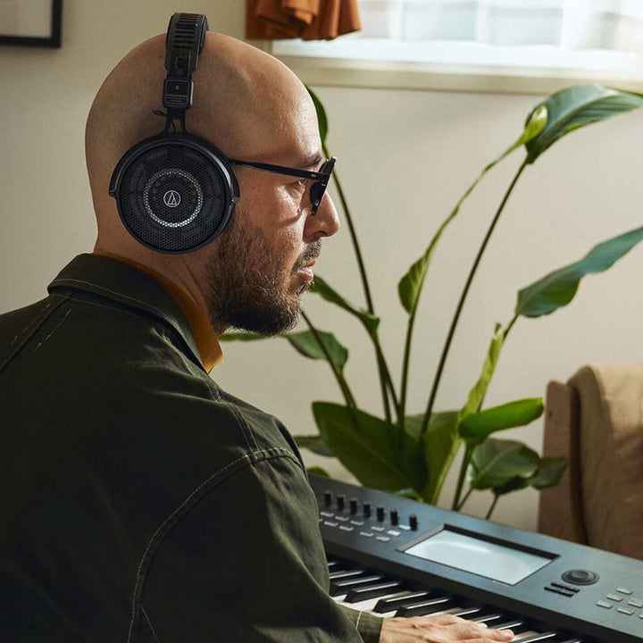 Audio-Technica ATH-R50x Professioneller Over-Ear-Referenzkopfhörer mit offener Rückseite