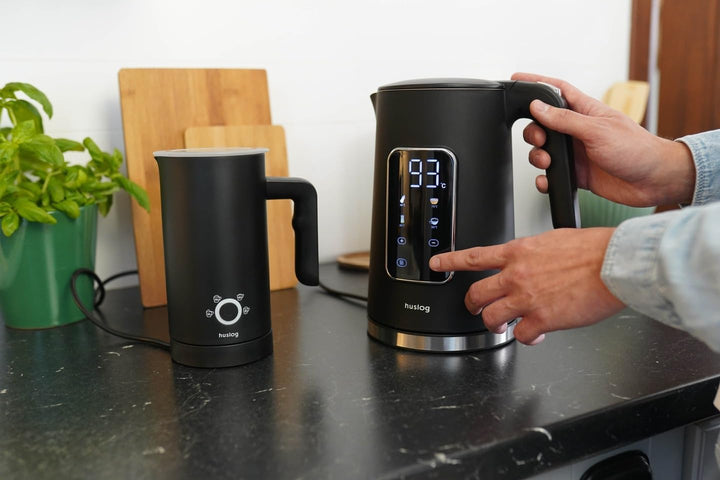 Elektrischer Wasserkocher, Kabellos, 2200W, Touch Panel, 1.7L, Schwarz, Schwarz
