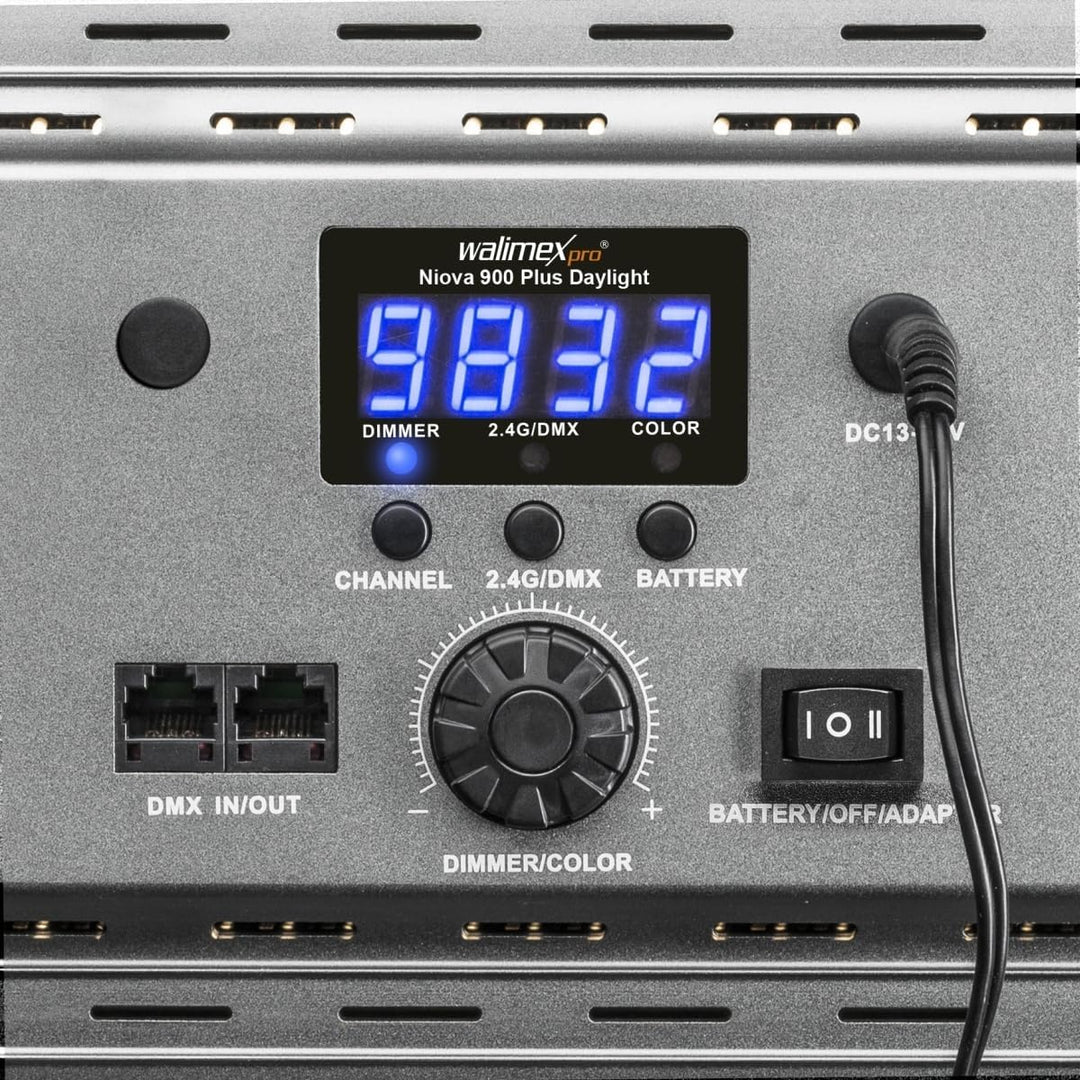 Walimex pro LED Niova 900 Plus Daylight + WT-806 Lampenstativ – Set aus Tageslicht-LED-Flächenleucht