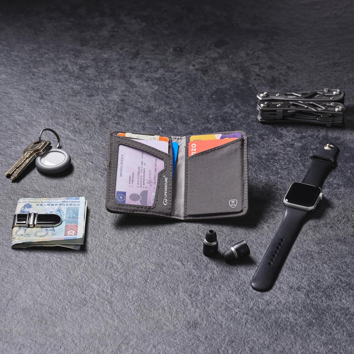 Lifeventure Münzgeldbörse mit RFID-Schutz, aus umweltfreundlichem, recyceltem Material hergestellt,