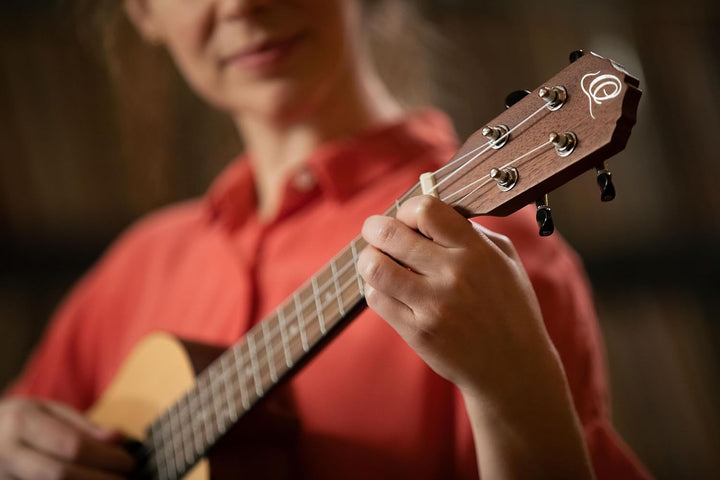 Ortega Guitars Tenor Ukulele akustisch - Bonfire Series - Fichtendecke mit lasergaviertem Motiv (RU5