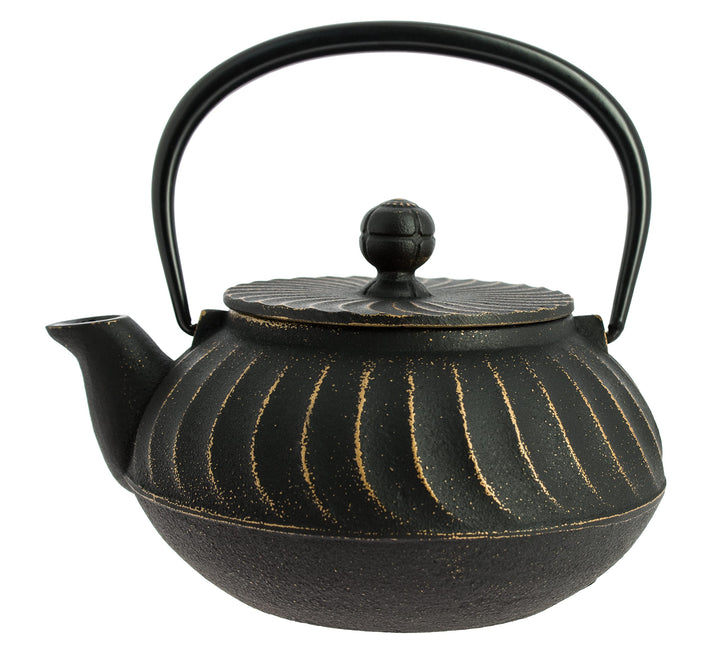 Iwachu Nambu Tekki Japanische Gusseisen-Teekanne Nami, Schwarz, Gold, 650 ml