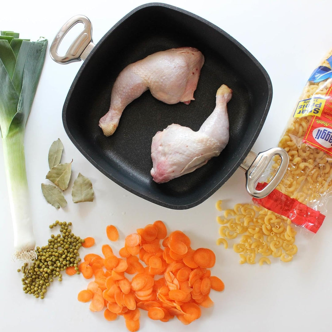 BAF quadratischer Bräter Induktion 28 x 28 cm - hoher Rand - kleine eckige Bratenpfanne beschichtet