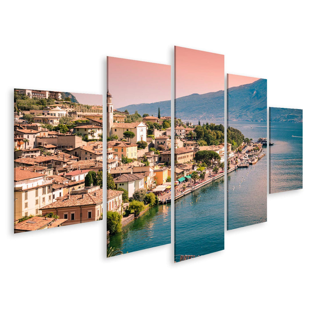 Bild Bilder auf Leinwand Panorama von Limone sul Garda, Einer Kleinstadt am Gardasee, Italien. Wandb