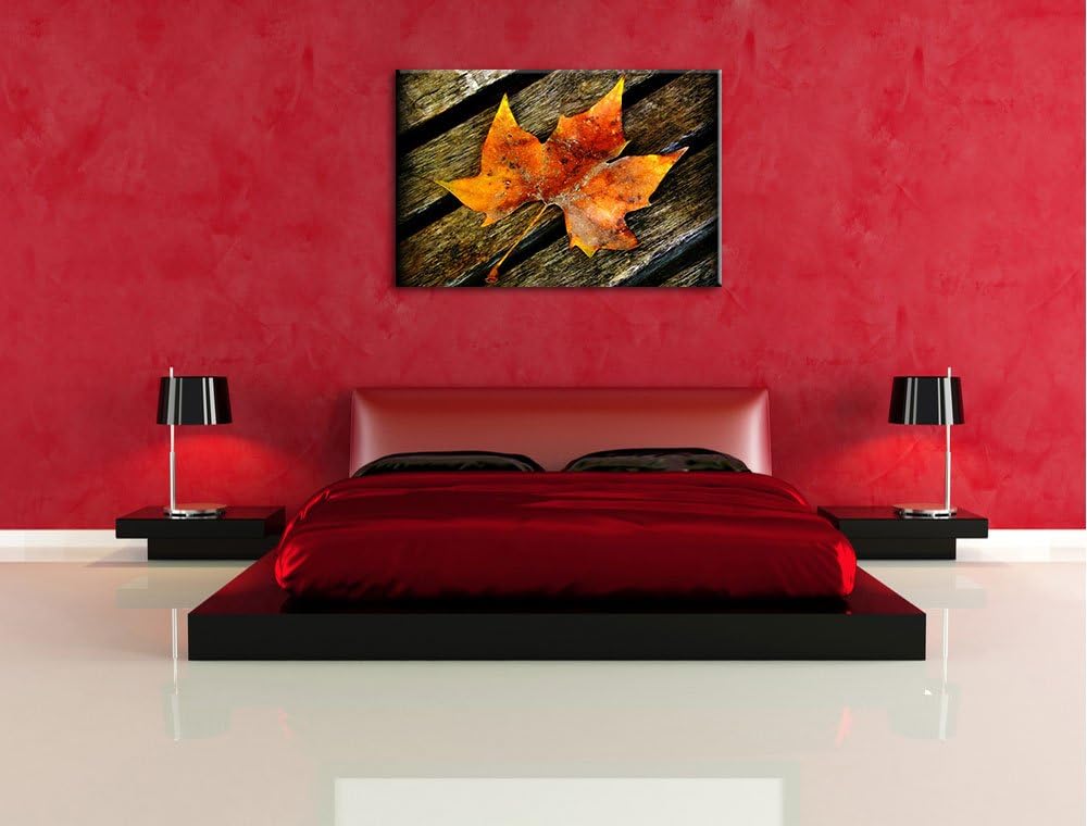 Pixxprint kleines Herbstblatt auf Holz auf Leinwand, XXL riesige Bilder fertig gerahmt mit Keilrahme