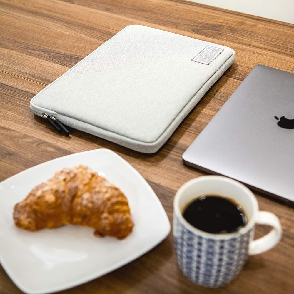 Stark Sleeve Schutzhülle für MacBook 13 Zoll (33 cm), Laptops 13 Zoll (33 cm), aus Neopren, stoss- u